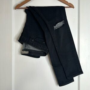 Free People Distressed Black Skinny Jeans Size 28